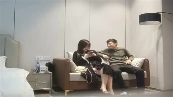 利哥探花真实流出 白皙巨乳女神骑乘位激情演绎 极品视觉盛宴【无码母带】